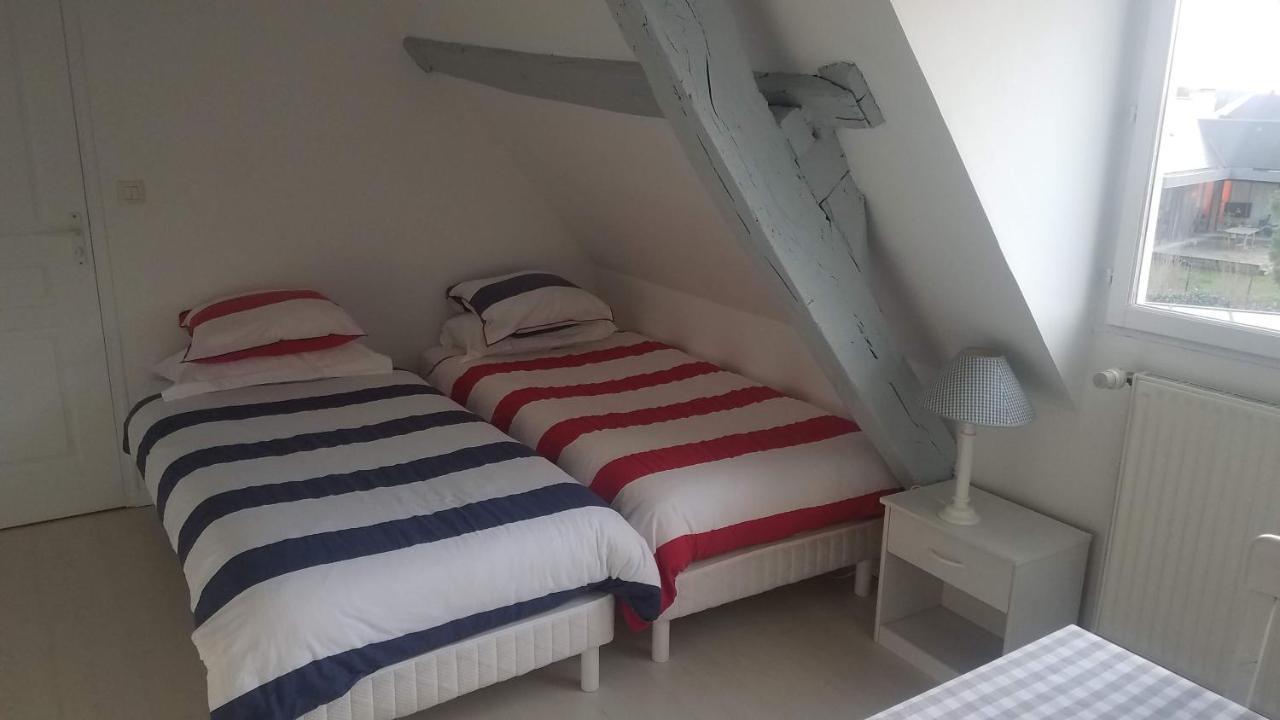 Manoir De L'As De Trefle Bed & Breakfast Isneauville Dış mekan fotoğraf