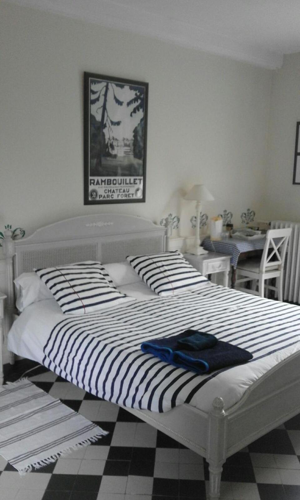 Manoir De L'As De Trefle Bed & Breakfast Isneauville Oda fotoğraf